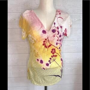 Apt 9 floral sheer V-neck floral embellished top  Size small